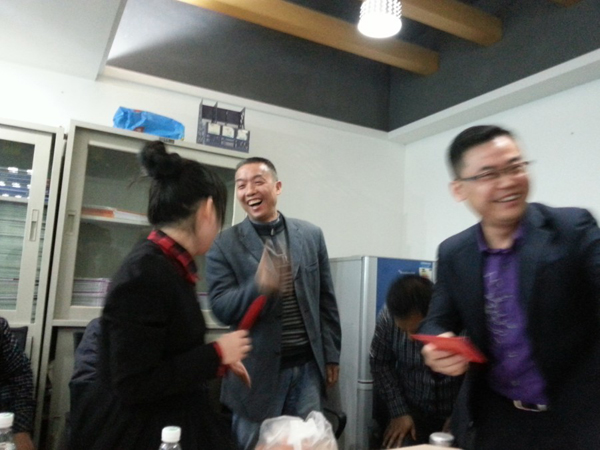 ϲӭn2012K