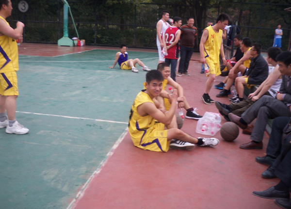 ϲӭn2012K